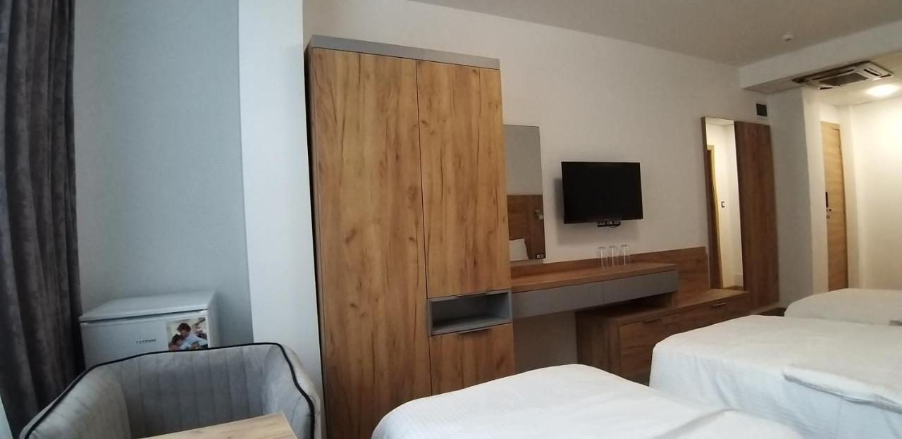 Хотел Визия Haskovo Extérieur photo